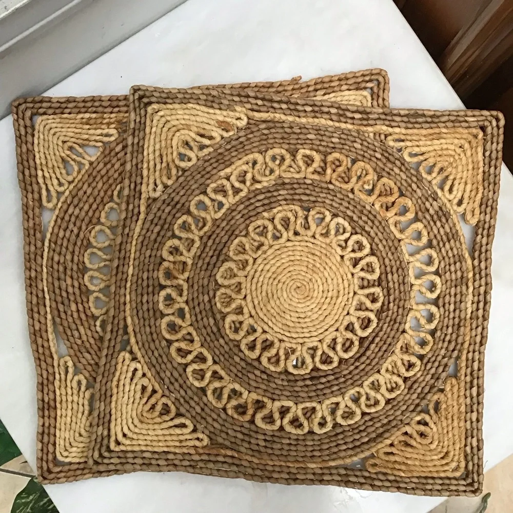 FINAL SALE Vintage Rattan Woven Bohemian Placemats - Picture 1 of 2